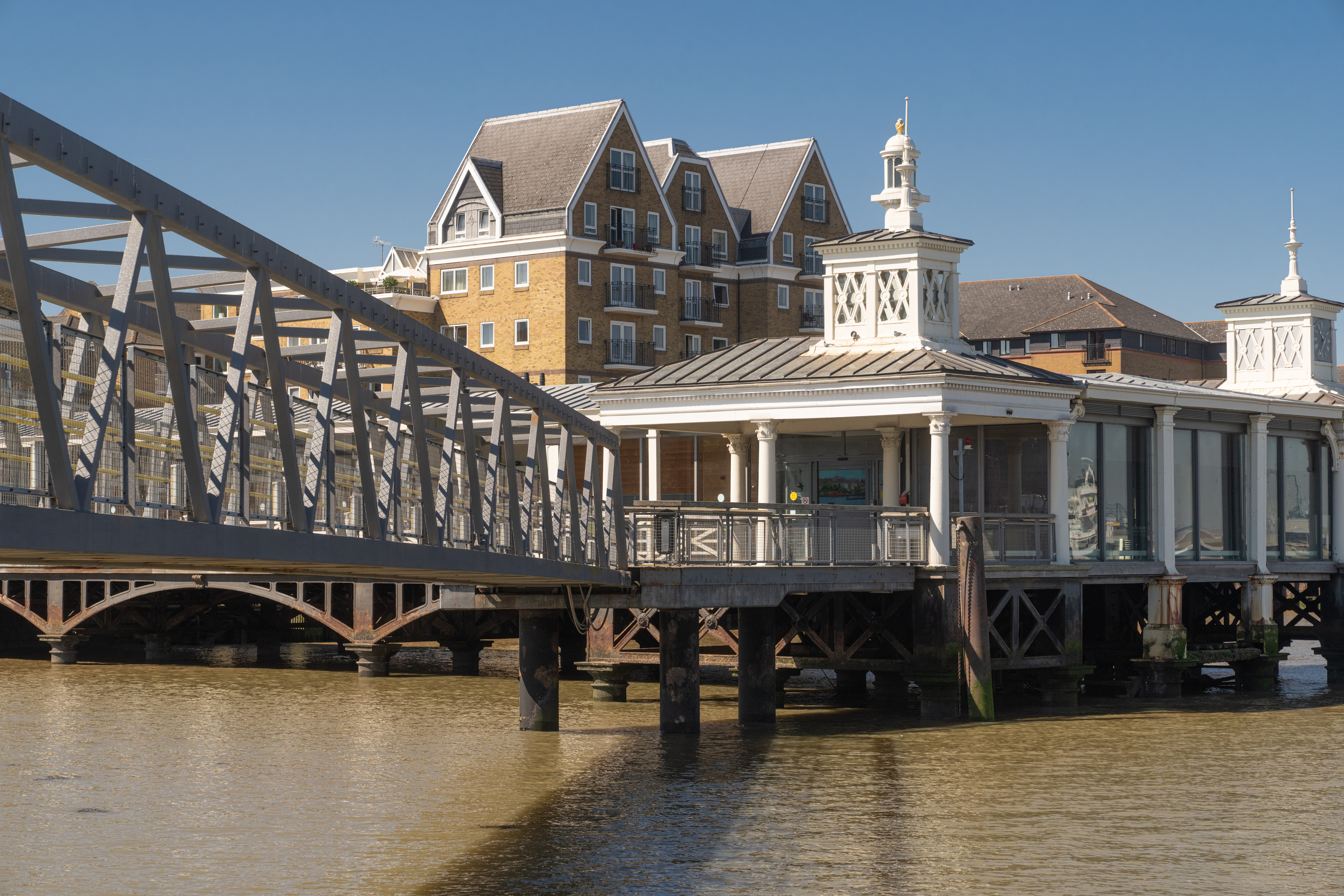 Gravesendpier 2022 08 11 1109